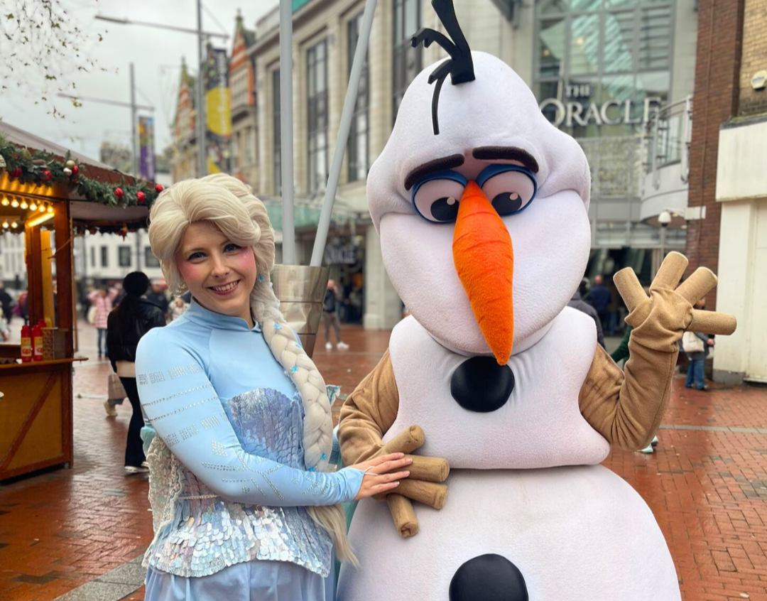 Snow Queen and Huggable snowman outside The Oracle, Reading